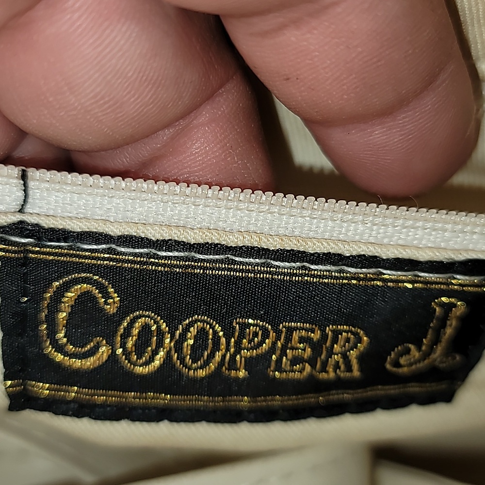 Cooper j - Picture 2 of 4